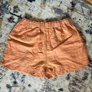 Shelter Linen Eva Shorts in Daydream.